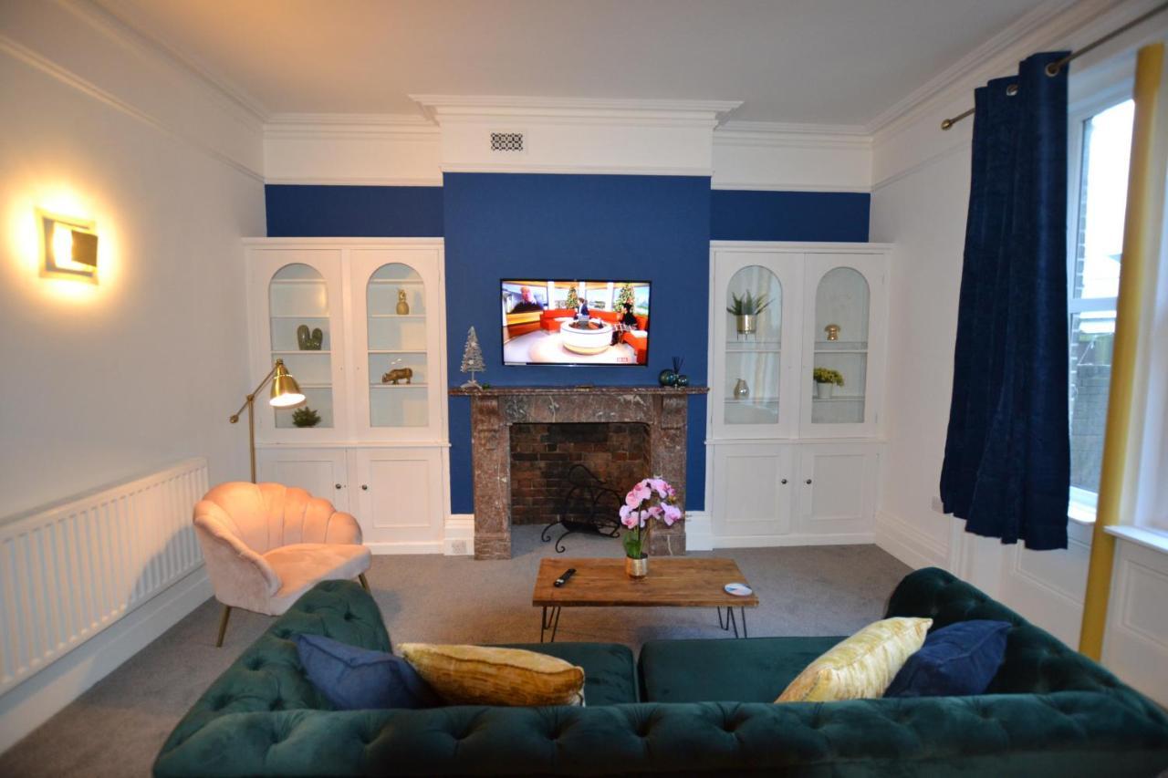 Mayflower 2 Bed Boutique Apartment - Stayseekers Salisbury Ngoại thất bức ảnh